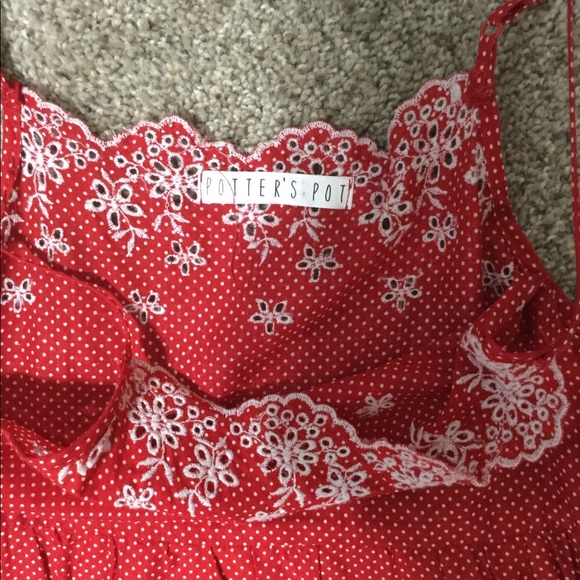 Red dress with white accents. Boutique - Picture 2 of 3